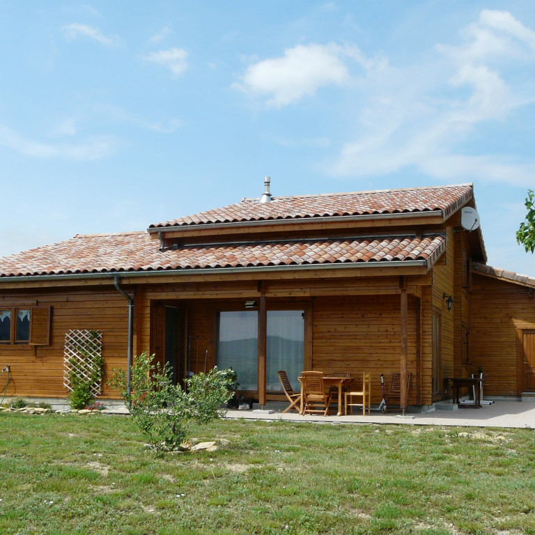 Log_House_France_Ortet_1.jpg