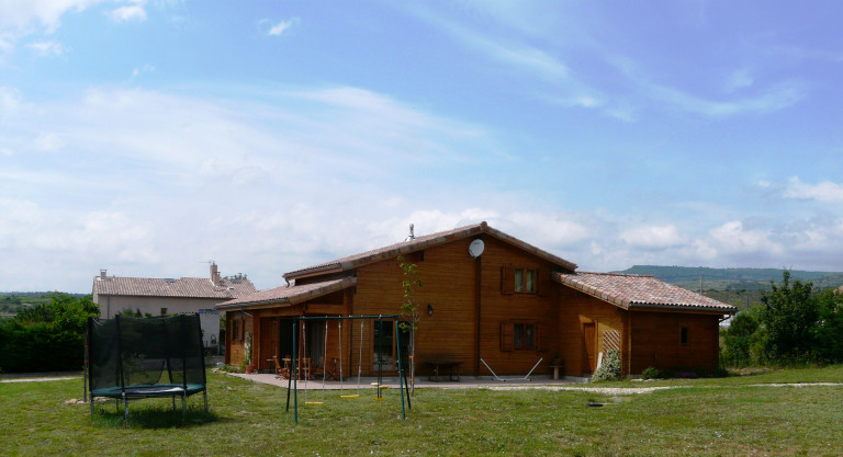 Log_House_France_Ortet_2.jpg